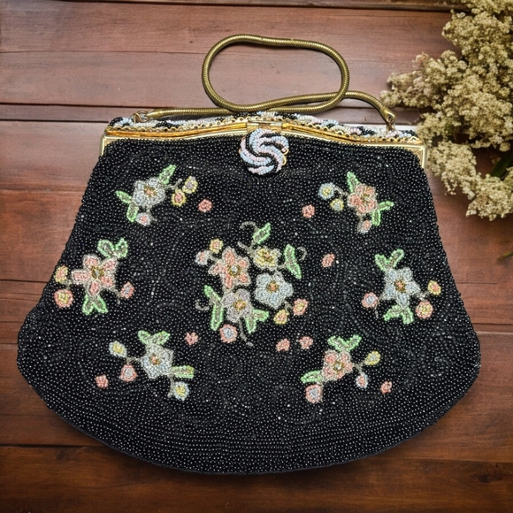 1940s beaded floral purse, Birks, made in France - Picture 4 of 12